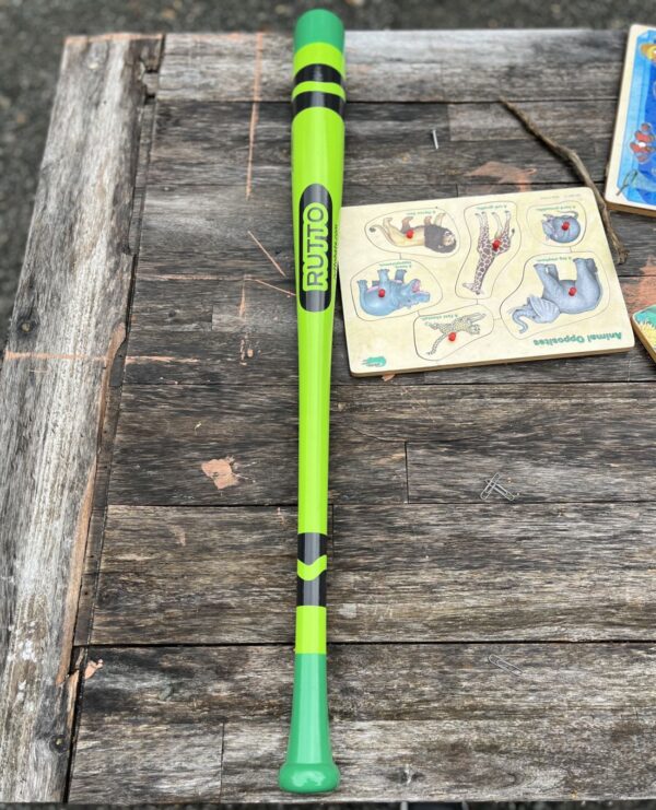Crayon Bat - Green - Image 2